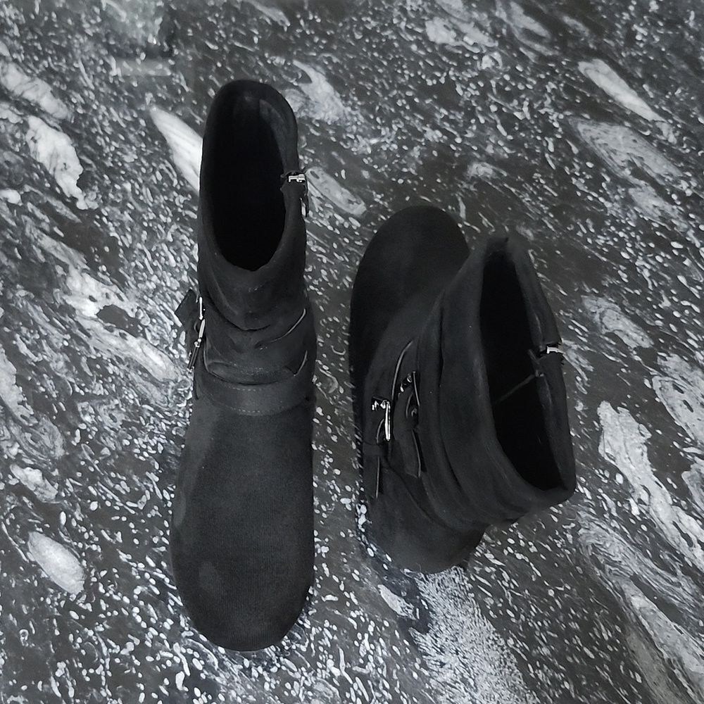 BRAND NEW HERSTYLE LINDELL FLAT HEEL CALF SIDE ZIPPER SLOUCH ANKLE BOOTIES - Picture 5 of 16